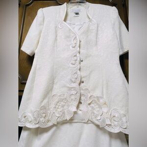 Gorgeous Vintage Orlando Rossi Cream Floral Appliqué Embroidered Skirt Set